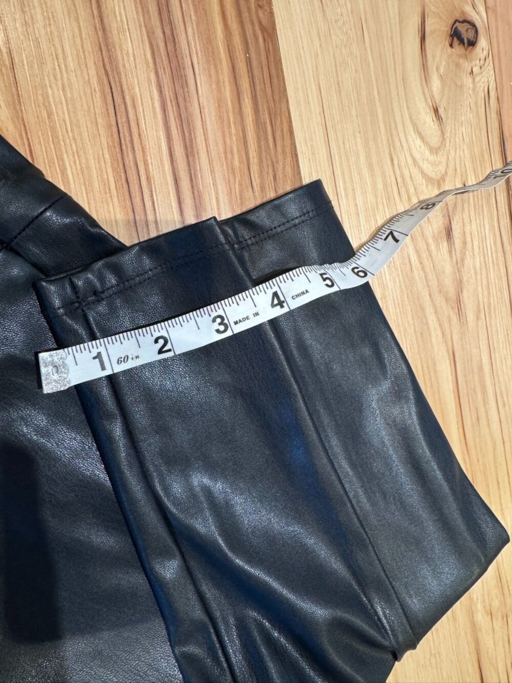 Ann Taylor Faux Leather Pull-On Pants Size 14 Black - Picture 5 of 6